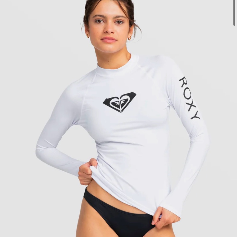 NWT ROXY whole hearted rashguard, bright white, XXL. Long sleeve.